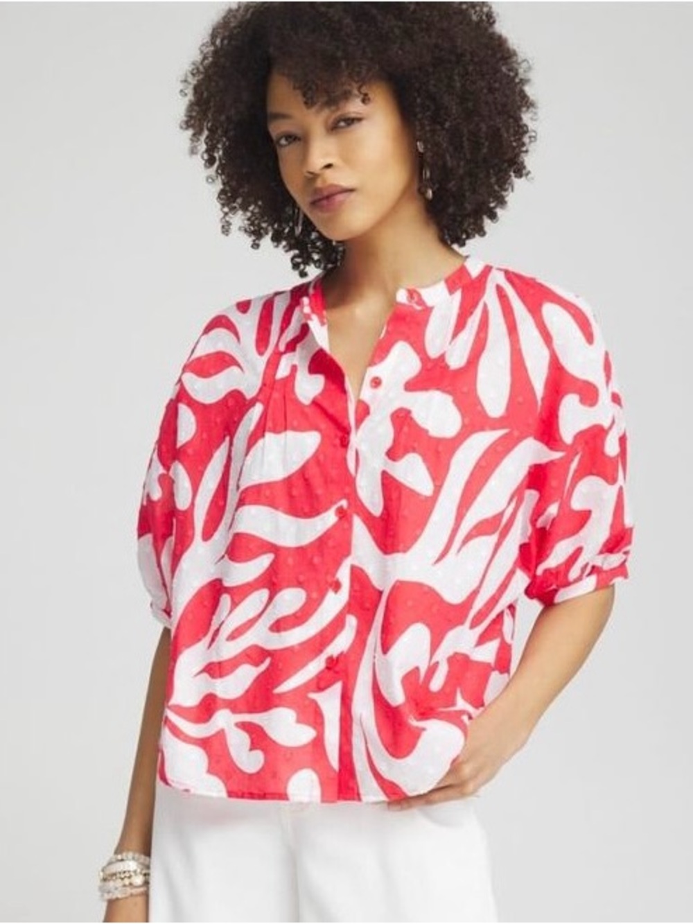 CHICOS No Iron Stretch Floral Button Down, Like New